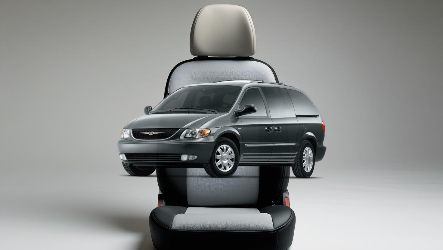Чехлы на авто Chrysler Voyager — стильная защита салона