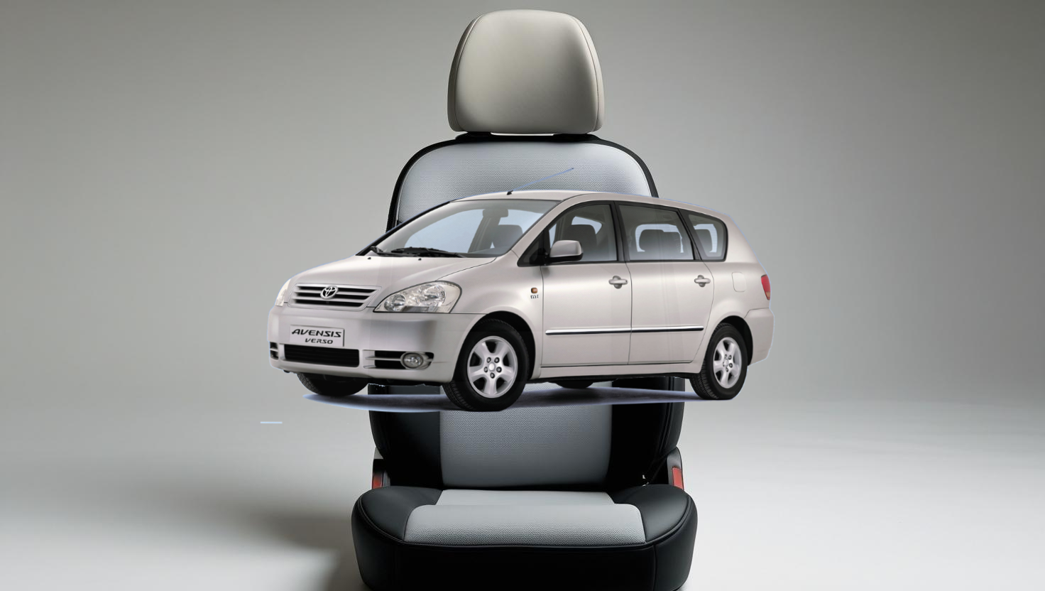 Авточехлы Toyota Avensis Verso — защита сидений