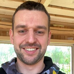 Никита Корнеев наставник в Progwards Никита Корнеев преподает на курсах Java в Progwards