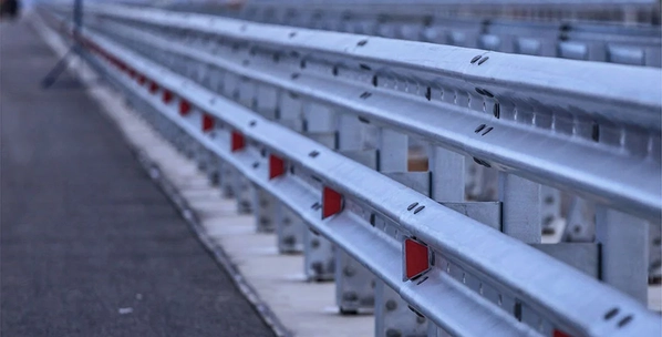 Двусторонние дорожные ограждения "11ДД"