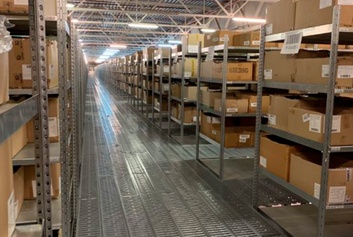 Полочные стеллажи