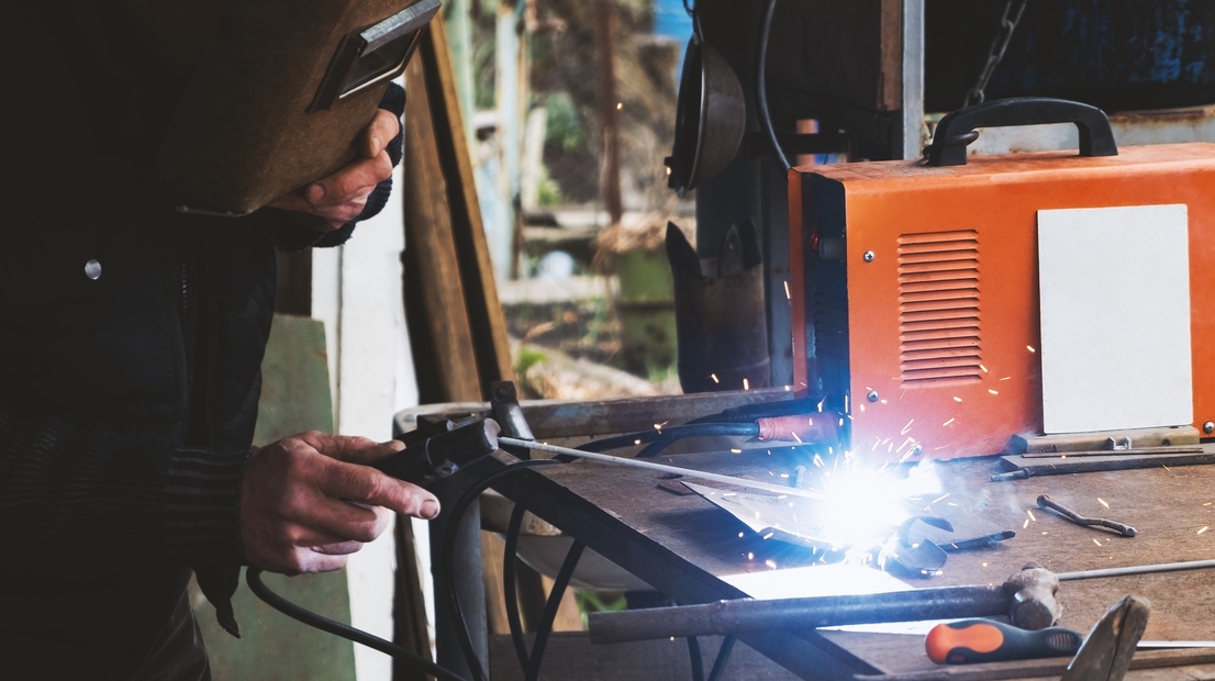 Работа сварщика