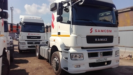 Компания "Самком" Брендирование грузовых машин светоотражающей пленкой