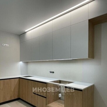 Верхние шкафы кухни из ЛДСП с LED подсветкой