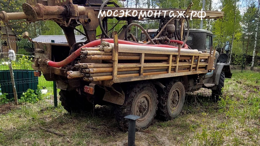 Буровая установка может быть установлена на базе как тяжёлых так и лёгких грузовых автомобилей