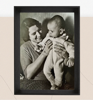 Электронная фоторамка для слайд-шоу из фотографий в подарок на 90 лет