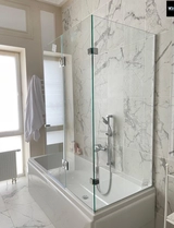 Стационарная стеклянная душевая кабинка в Астане