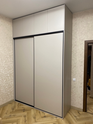 Шкаф-купе на заказ встроенный от Hi-tech kupe (Хай тек купе) Art.: H-444-203