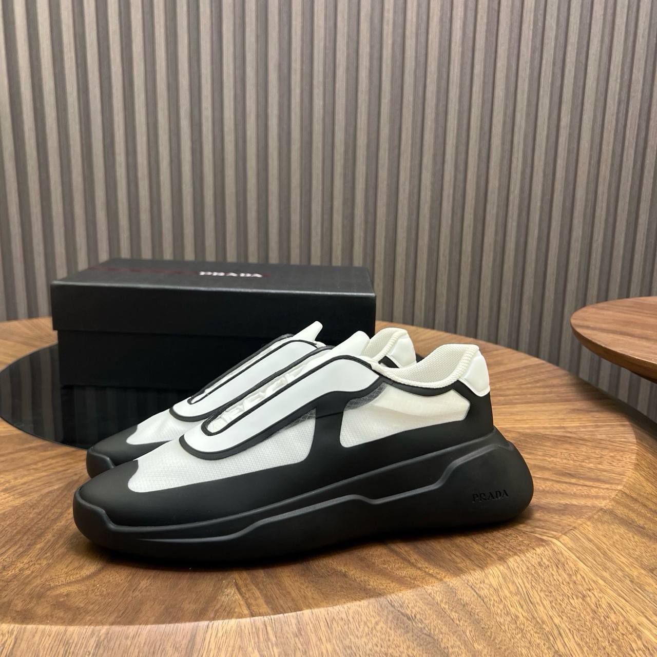 Кроссовки Prada реплика современные