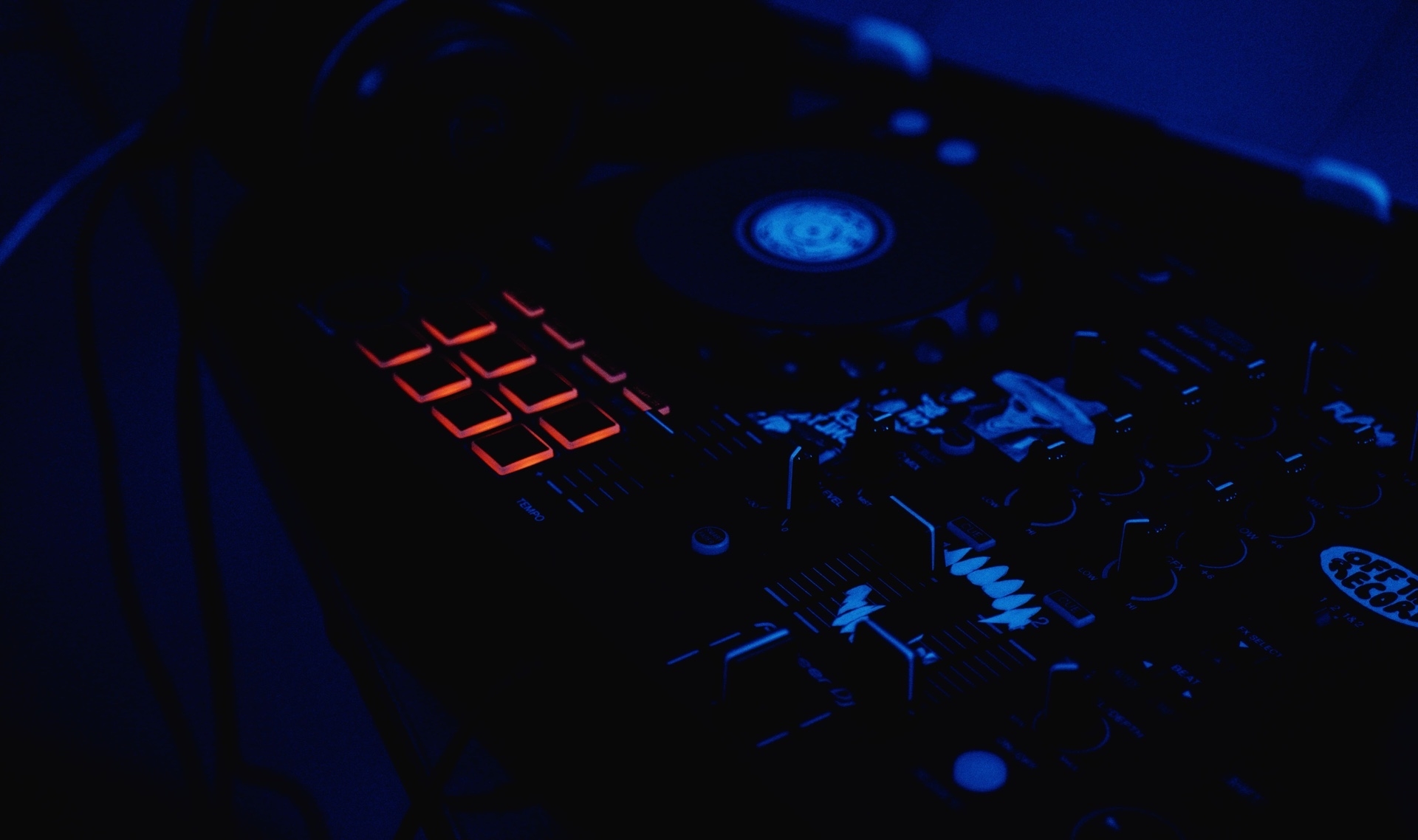 Организация музыкальных и тематических праздников