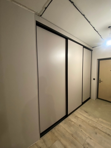Шкаф купе на заказ в Екатеринбурге Art. hi-tech-kupe 01-777-1742
