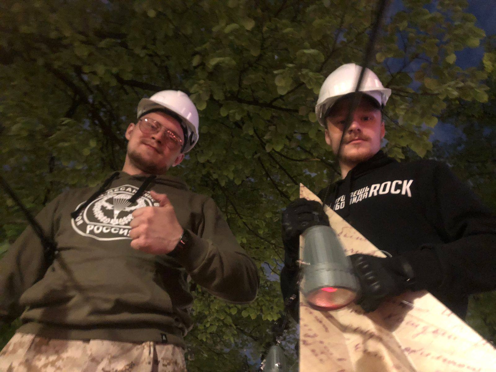 Монтаж мебели, шатров, аттракционов, декораций Москва