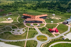 Spa&Camp детский лагерь бассейн с подогревом, оборудованный навесами 