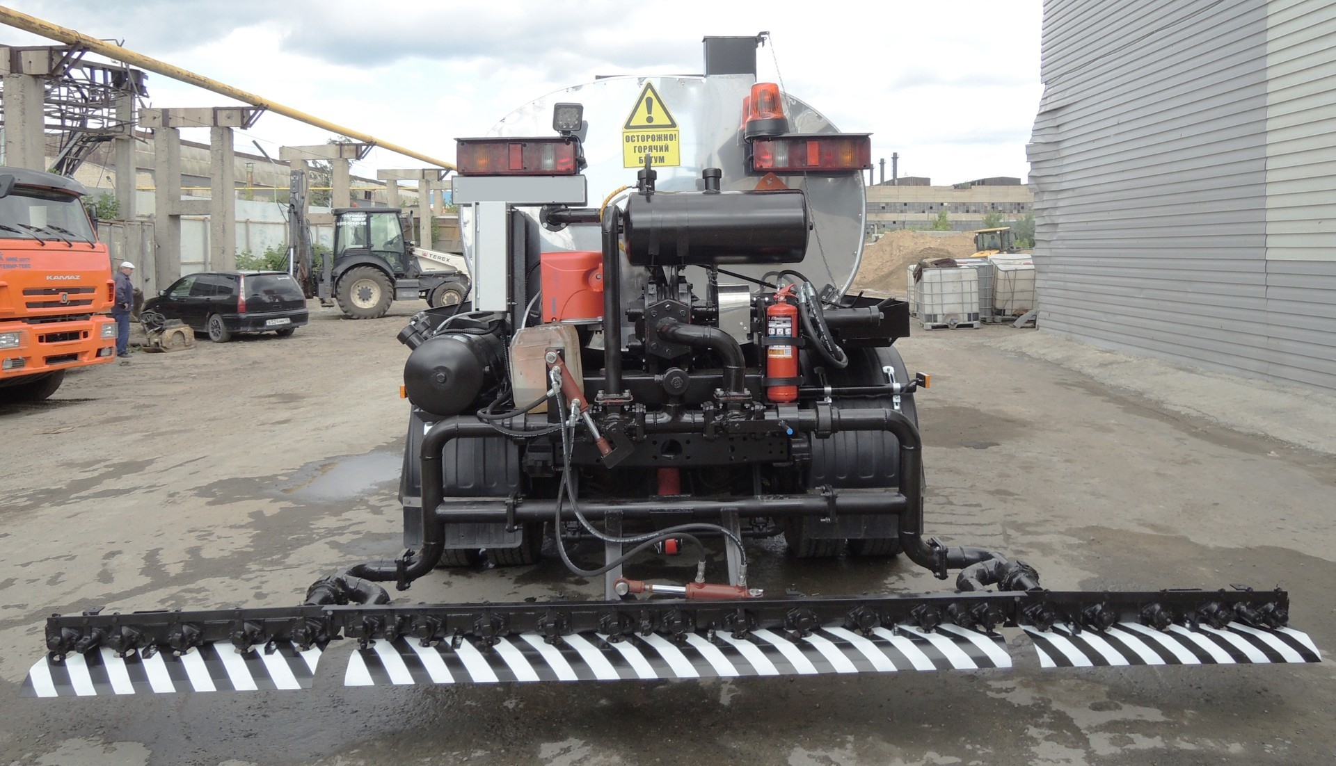 КДМ тягач Shacman X3000