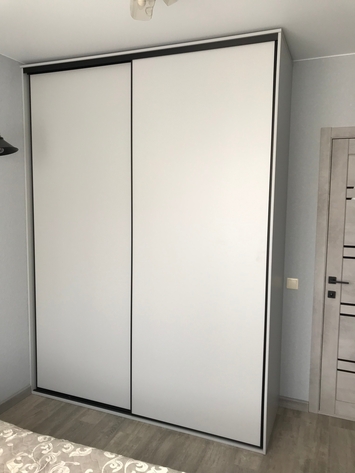 Шкаф купе на заказ в Екатеринбурге Art. hi-tech-kupe 01-777-181