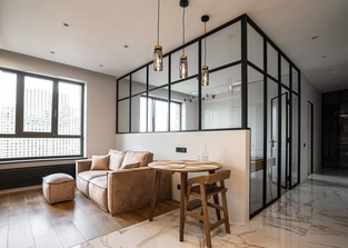 Пример перегородок из стекла в интерьере