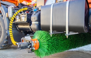 Средняя межбазовая щетка для КДМ