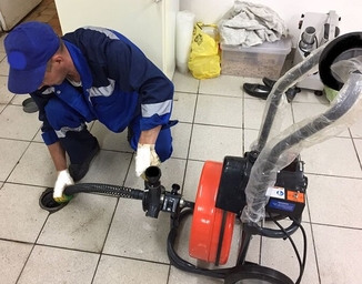 Прочистка канализации и устранение засора в Саратове