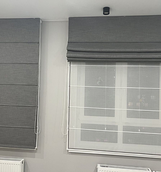 Рулонные шторы мини на лоджии, балконе блэк аут