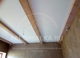 фальшбалки из сосны крашенные в КП Пестово от Falshbalka.ru