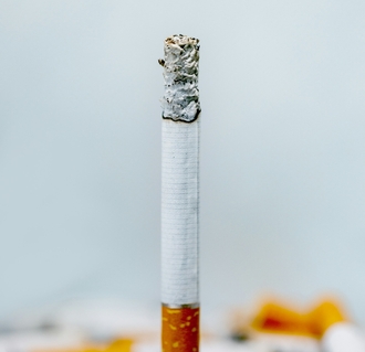 Курение при эпилепсии - риски и влияние на приступы | Препарат Суксилеп