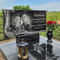 Купить гранитный памятник на могилу по выгодной цене предлагает наша мастерская в Симферополе! 