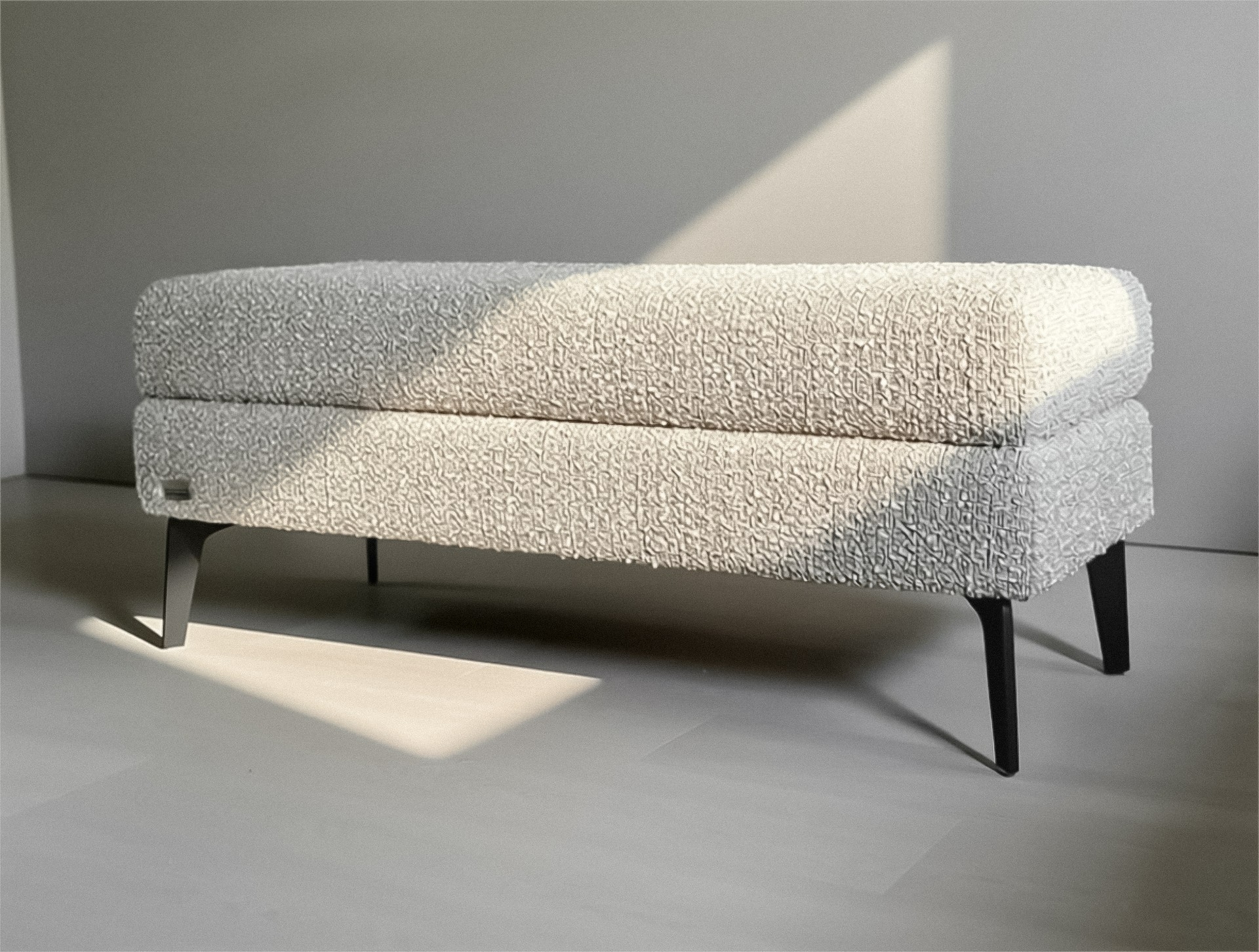 Банкетка Мира. Ателье мягкой мебели MALINO