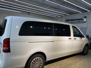 Тонировка Mercedes V klass в Праге