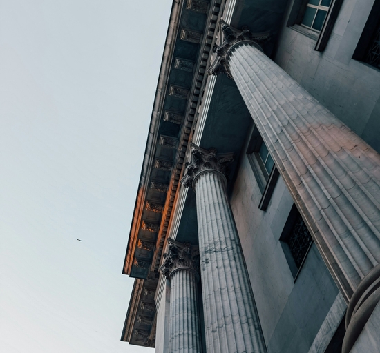 Услуги escrow-счета (эскроусчета) в Европе. Услуги escrow агента в Европе. 