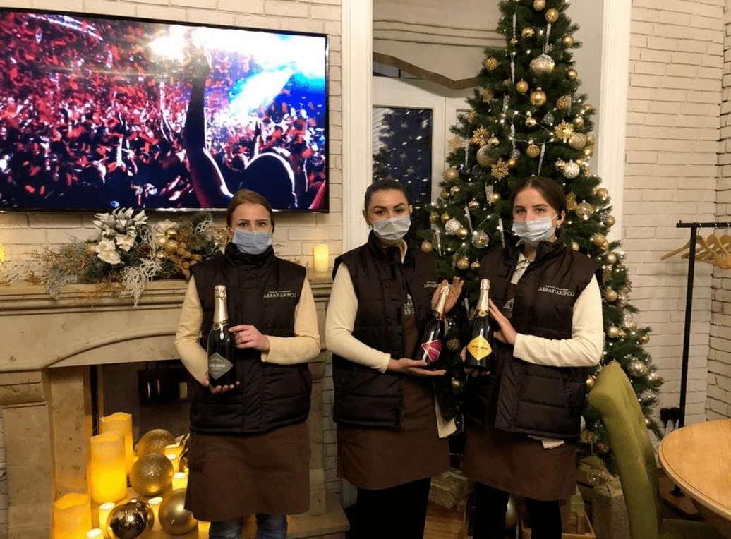 Жилеты с логотипом на заказ