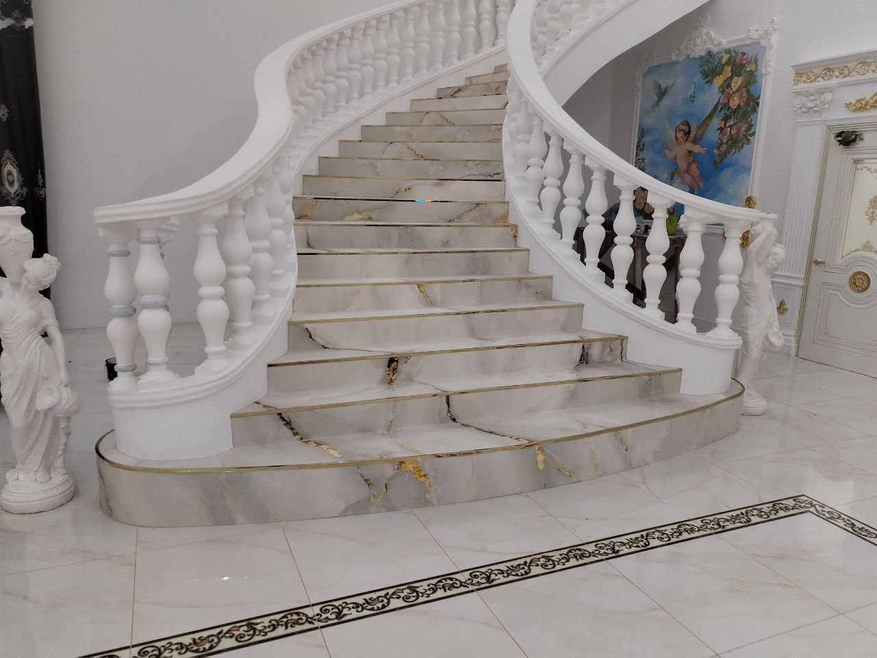 Oblicovka_gibkim_mramorom_Kalakata