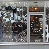 📱 068791643 Decorare publicitară a vitrinelor în Moldova. Publicitate pe vitrine și feronerie de magazin, cafenele, restaurante, buticuri, farmacii, saloane la comandă în Moldova. Comandă, află prețul Tiraspol, Chișinău, Bender, Bălți, Noi Anenii, Comrat, Orhei, Ungheni.