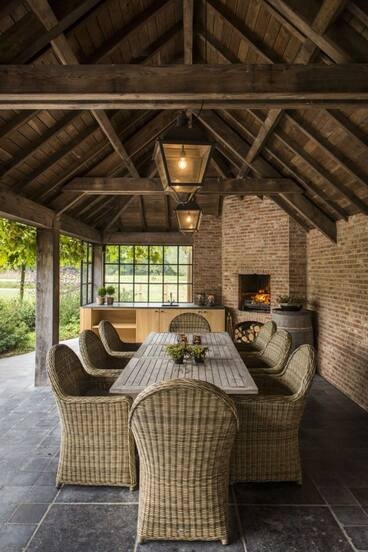 Летние кухни и беседки из дерева