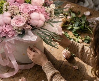 стабилизированный букет роз в коробке