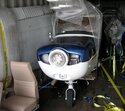 Упаковка самолета Cessna 152 перед отправкой в Москву