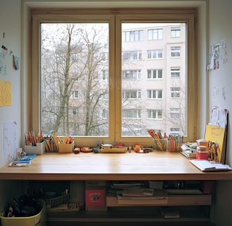 Изготовление стола подоконника из дерева на заказ в Уфе от компании ЭкоМассивУфа