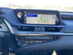 ФОТО: LEXUS ES