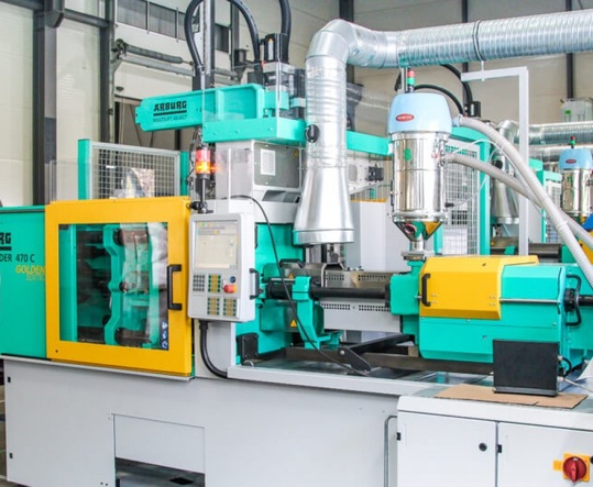 Литье пластмасс под давлением: тонкости работы