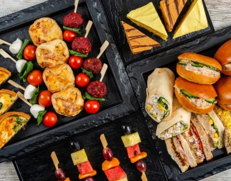 Кейтеринг на Мальчишник в Минске, цены на сайте - MyCatering.by