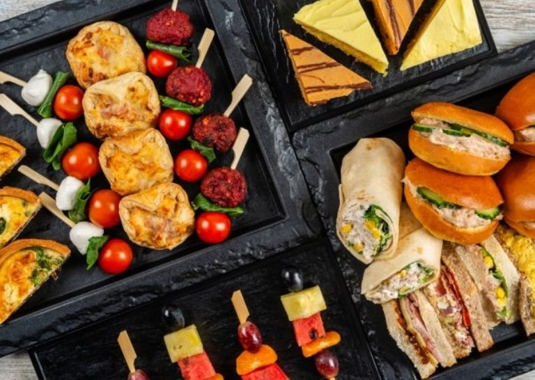 Кейтеринг на Мальчишник в Минске, цены на сайте - MyCatering.by
