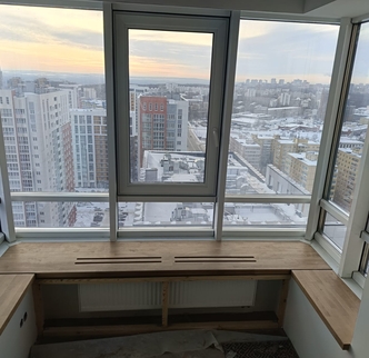 Изготовление угловых подоконников из дерева на заказ в Уфе от компании ЭкоМассивУфа