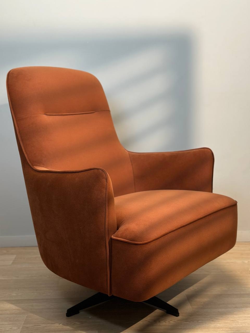 Кресло Эго. Ателье мягкой мебели MALINO