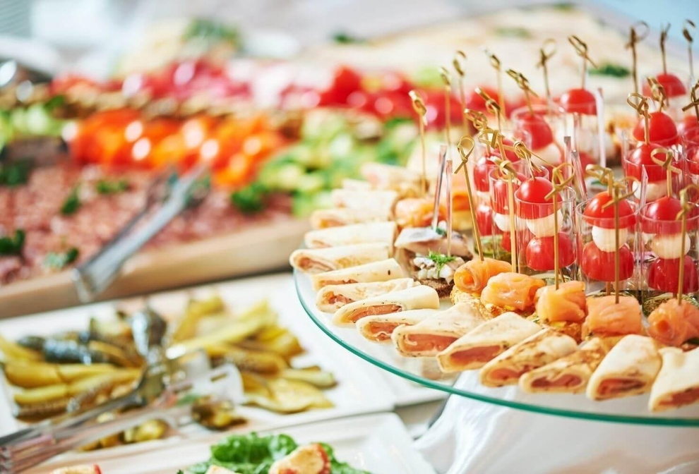 Кейтеринг на Выпускной в Минске, цены на сайте - MyCatering.by