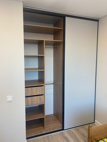 Шкафы-купе "Хай тек купе" на заказ Арт. UG1-77-888-0454327