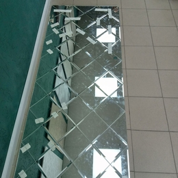 зеркальные панно