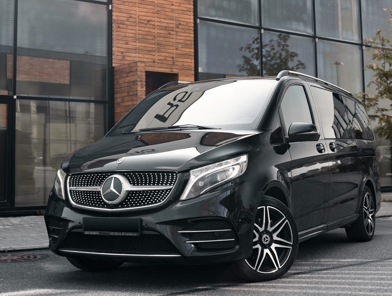 автомобиль на ПМЭФ