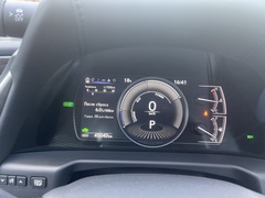 ФОТО: LEXUS ES