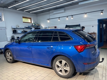 Тонировка BMW F 10 в Праге