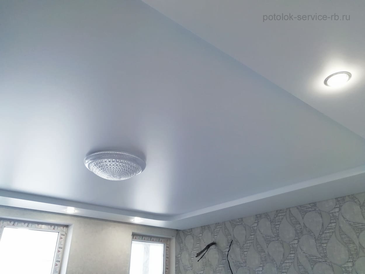 Двухуровневый натяжной потолок
