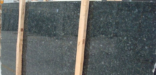 гранит verde butterfly